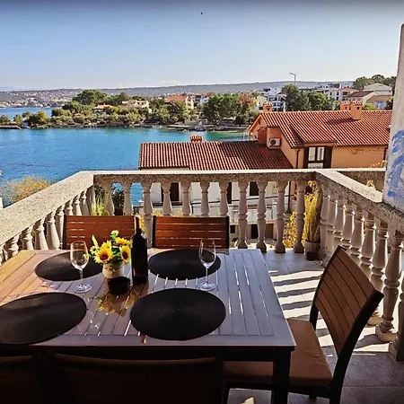 Kaja, Vantacici, Otok Krk, A2